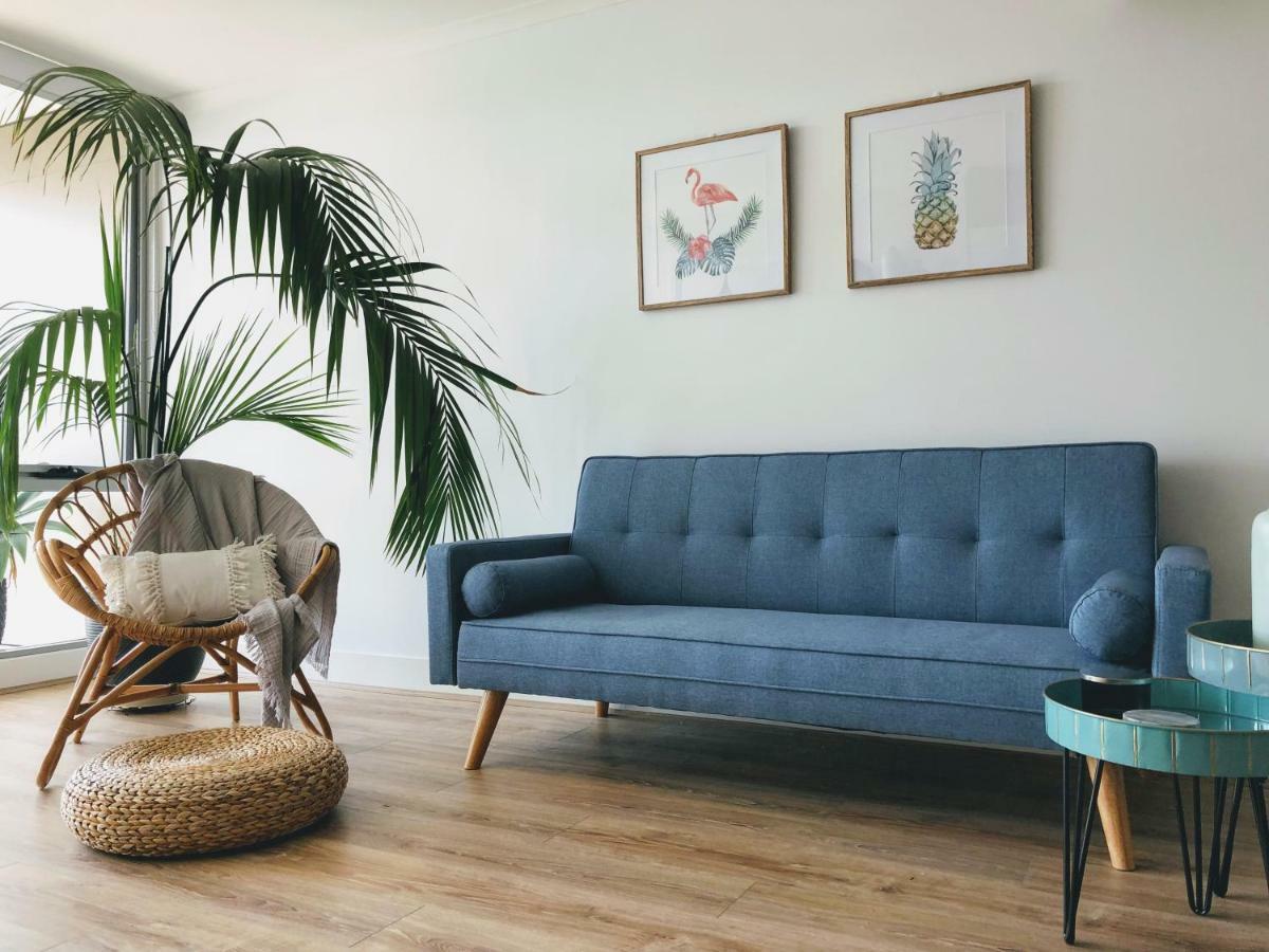 Staying Places - The Avenue Apartment Canberra