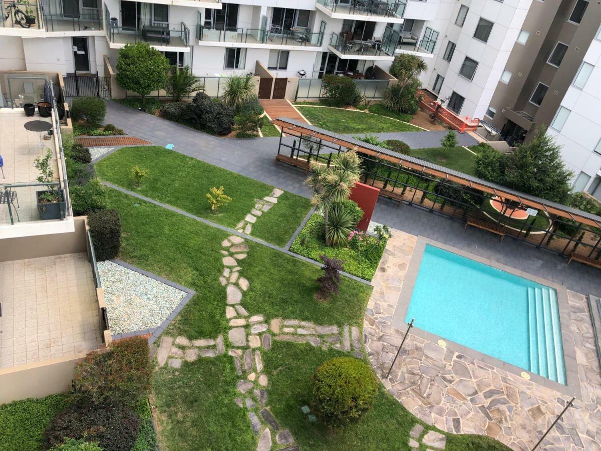 Staying Places - The Avenue Apartment Canberra