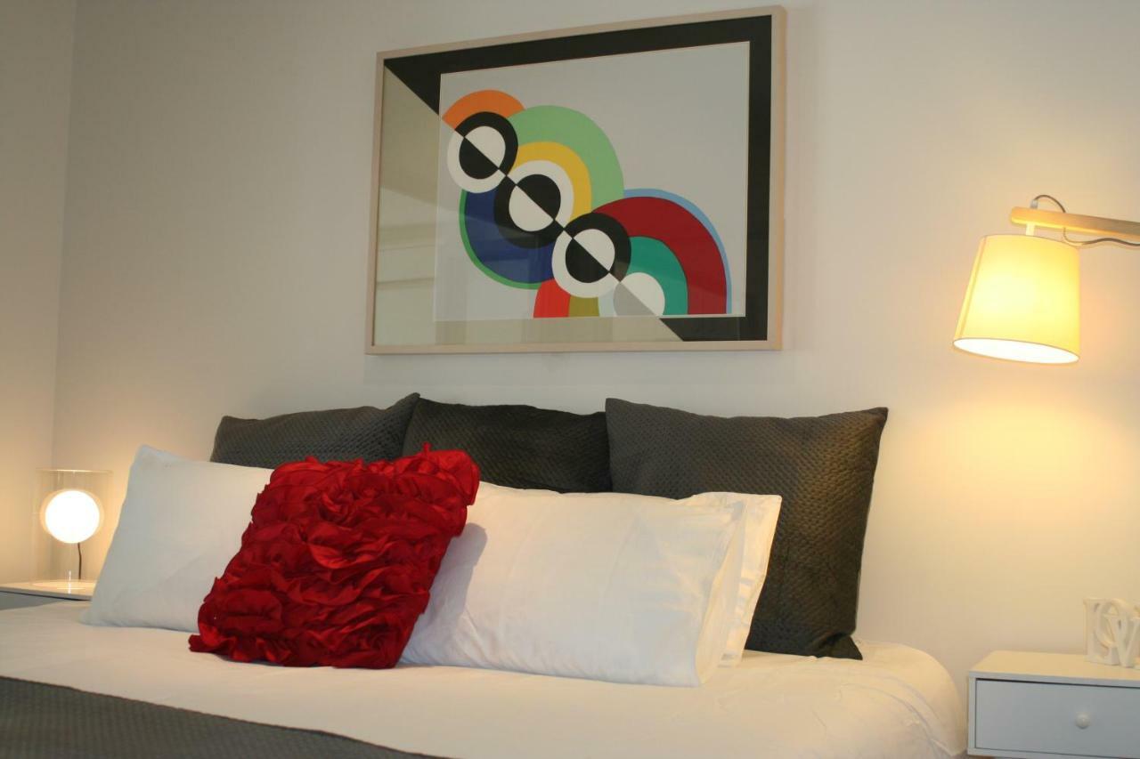 Envy 30 Luxe 1 Bedroom Executive In The Heart Of Braddon Wine Wifi Secure Parking Apartment *