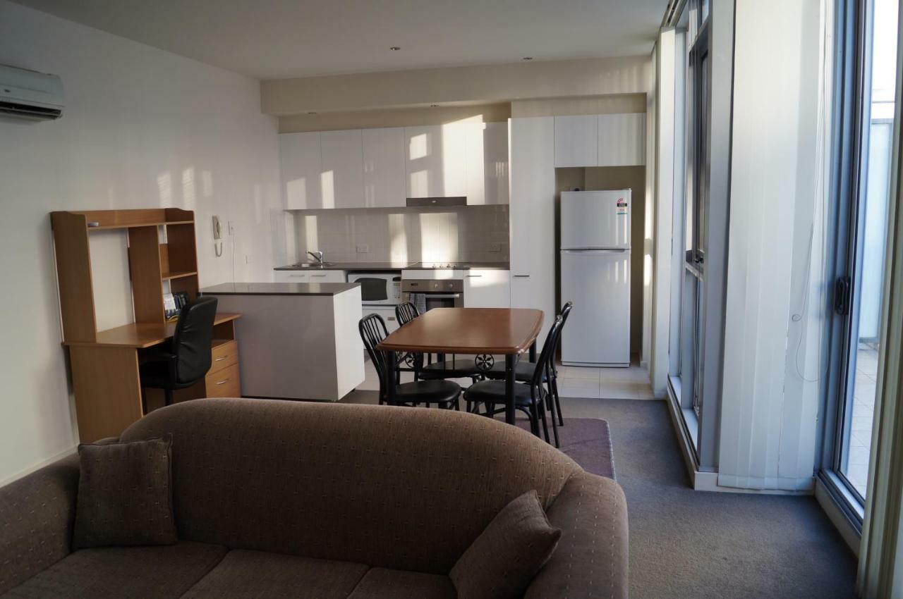 Metropolitan Apartment