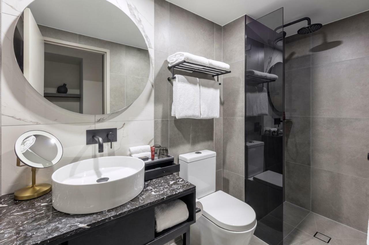 Deco Hotel 4*