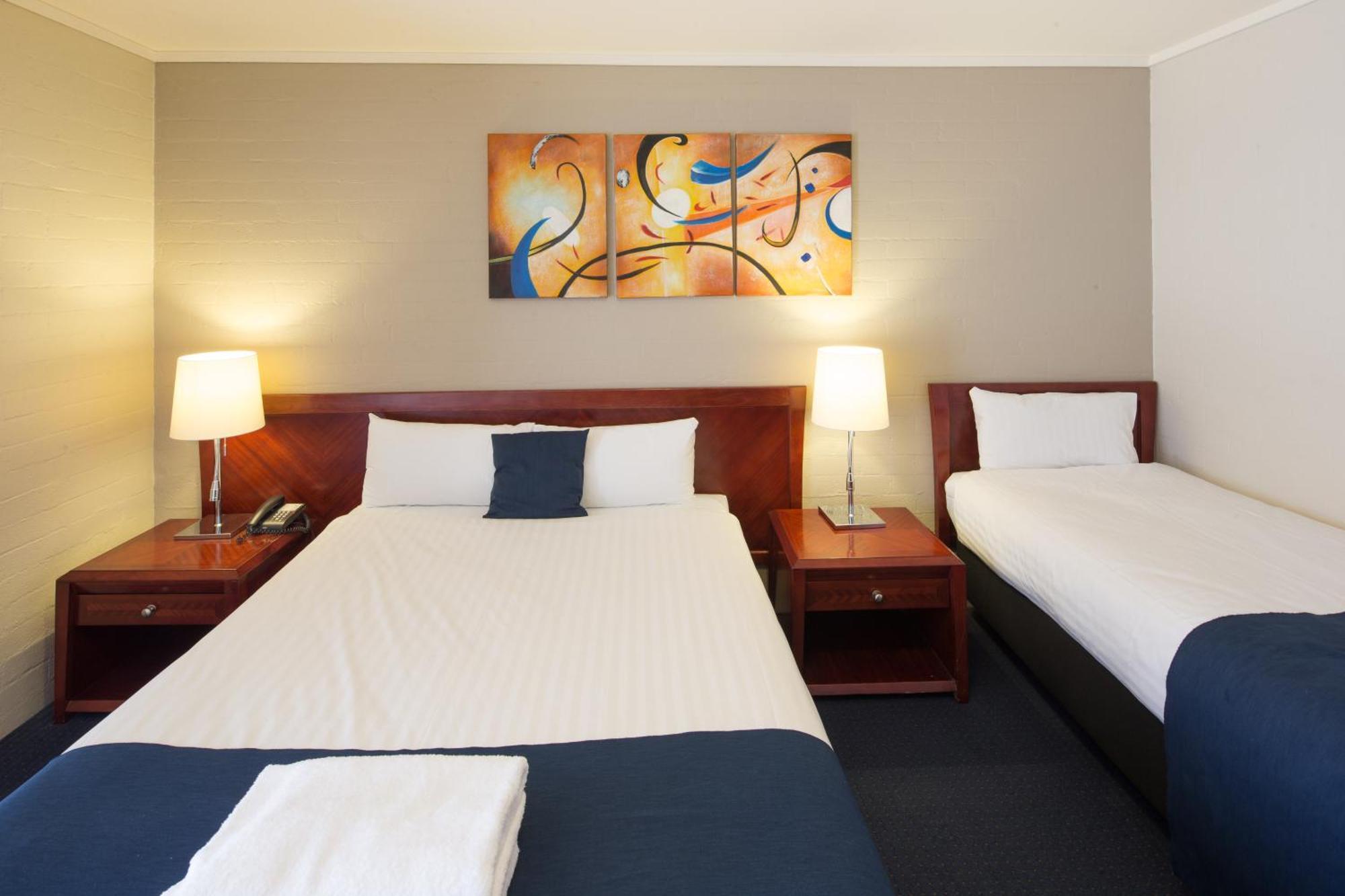 Ibis Styles 4*