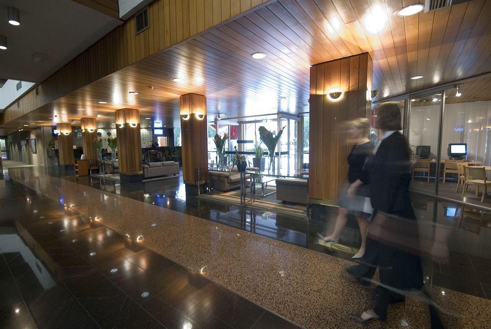 Pavilion On Northbourne Hotel 4*