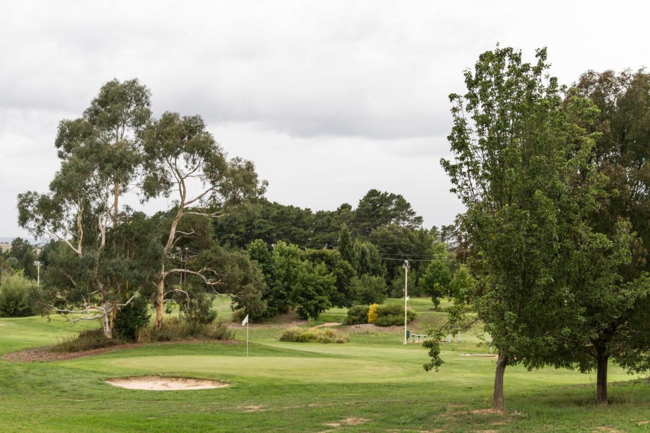 Abode Narrabundah Hotel 4*