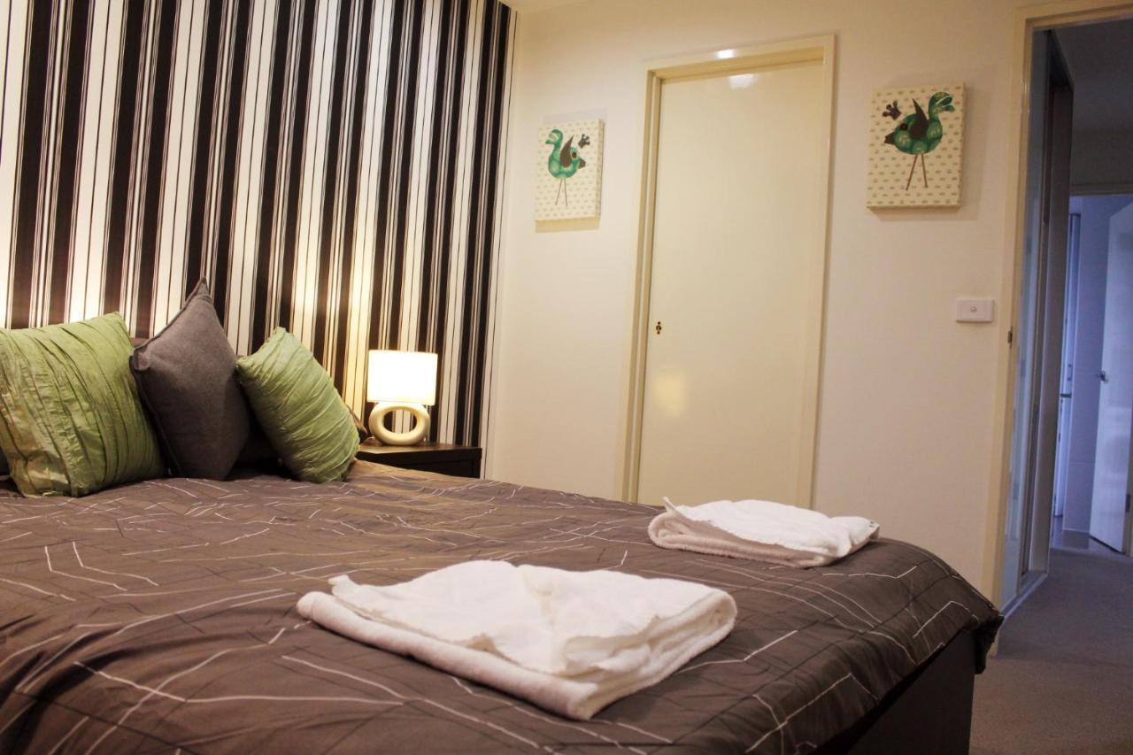 Tranquil, Relaxing Forrest Style - Braddon Cbd Apartment Canberra