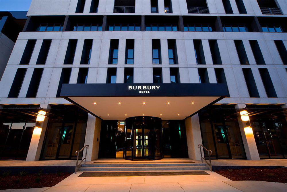 Burbury Aparthotel