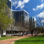 Manhattan On Glebe Park