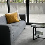 New Modern 1Br Apt Near Dickson
