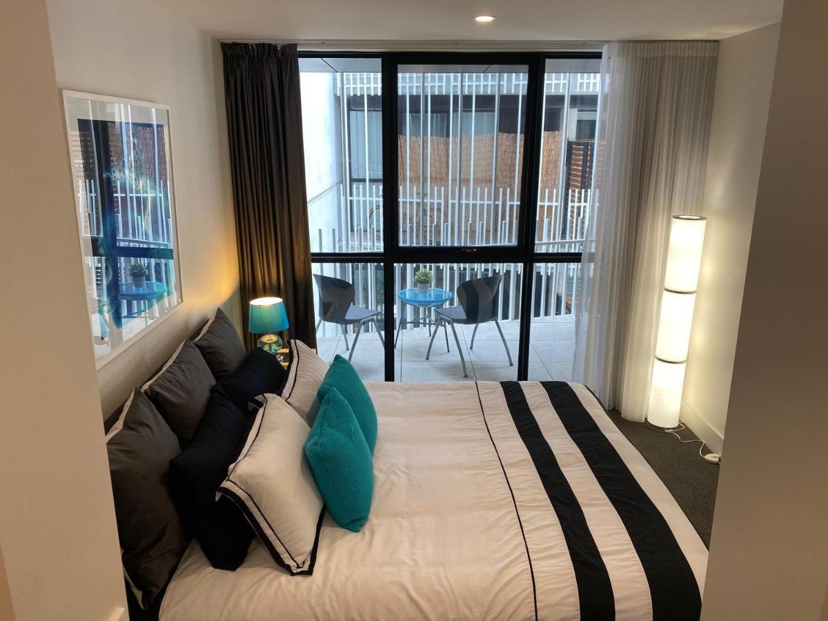 The Gallery Luxe 1 Bedroom Executive In The Heart Of Braddon Wine Secure Parking Wifi Apartment