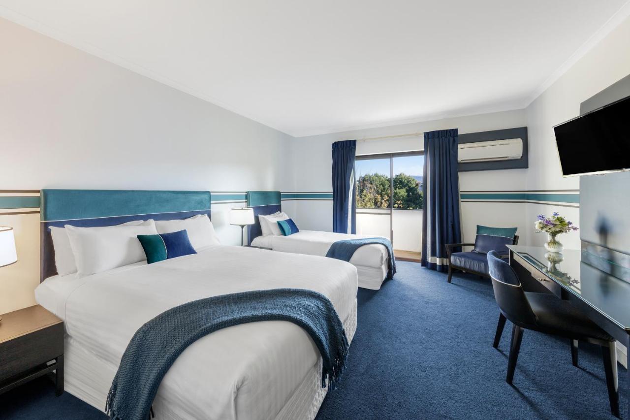 Ramada By Wyndham Diplomat