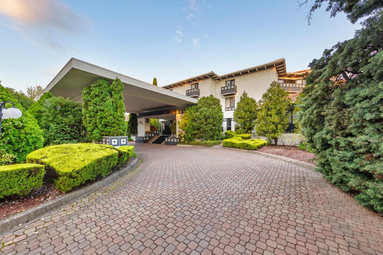 Ramada By Wyndham Diplomat 4*
