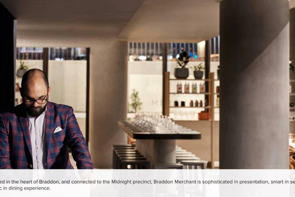 Midnight Luxe: Urban Braddon With Skyline Views Apartment Canberra