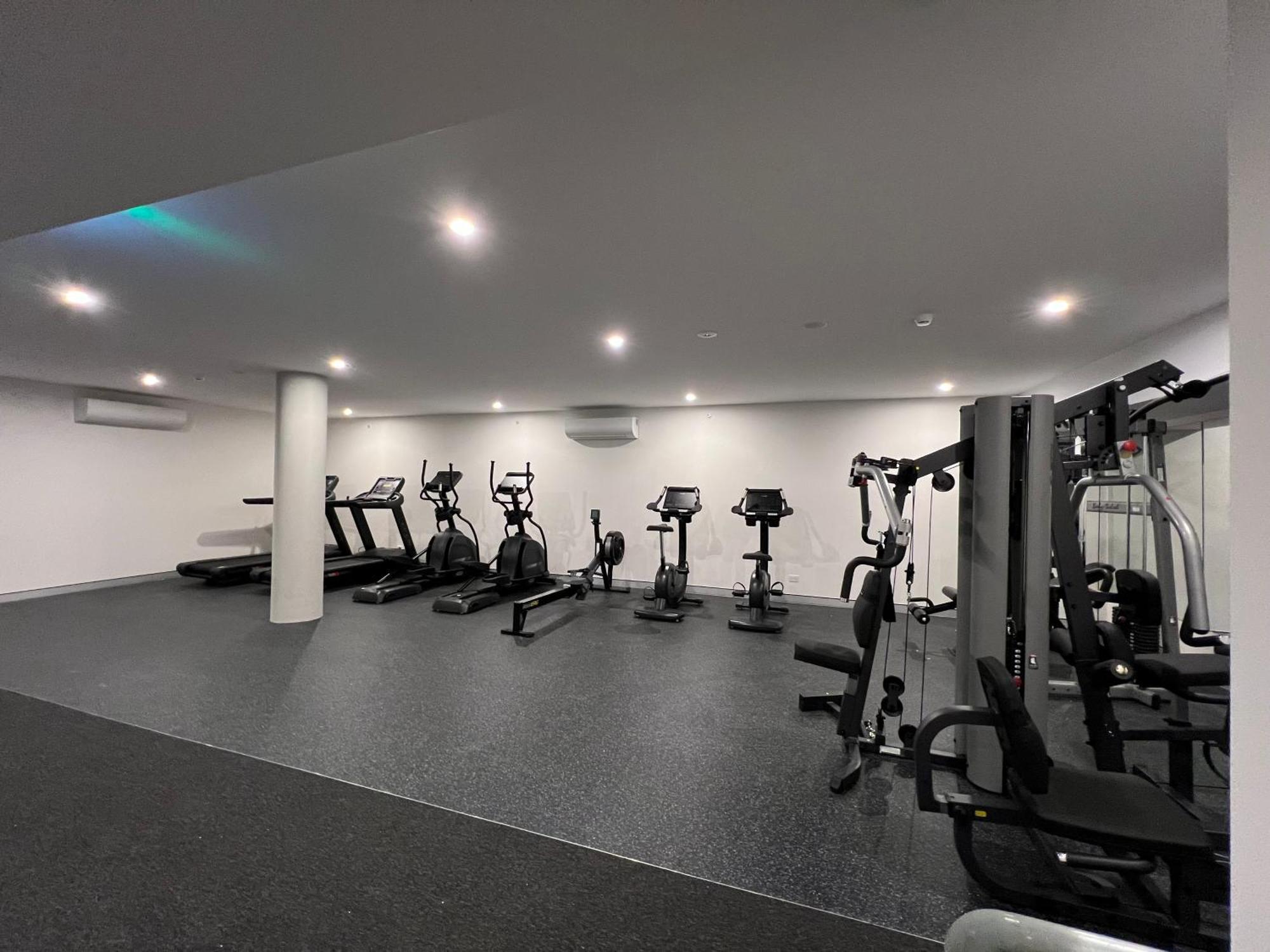 Apartment New Modern 1br Near Dickson *