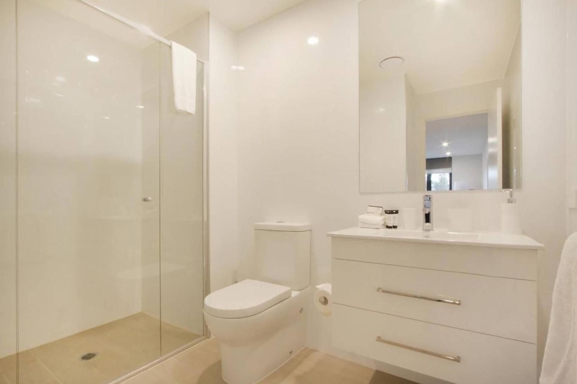 Iq Smart Apartments 704 Braddon Act *