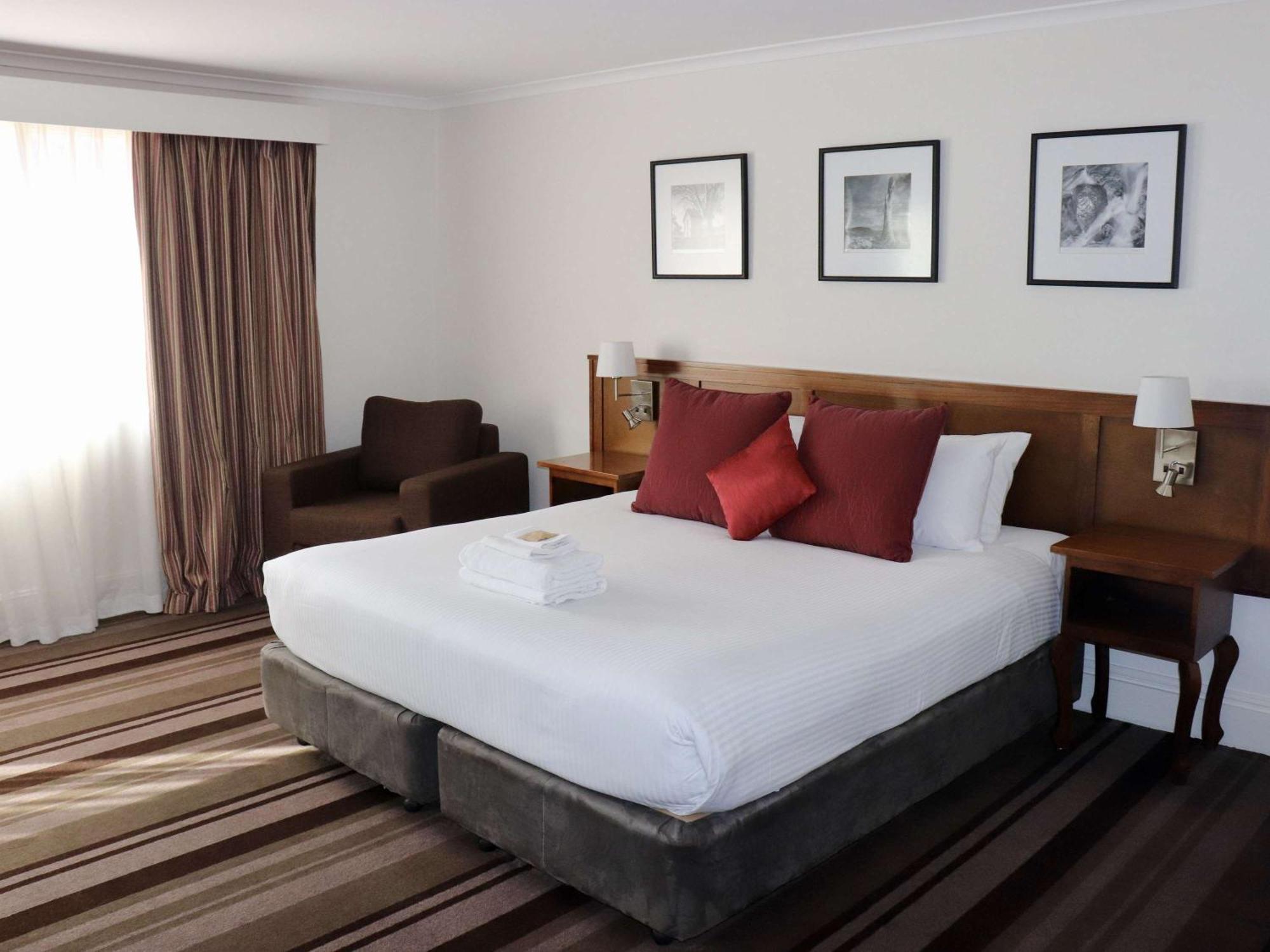 Mercure 4*