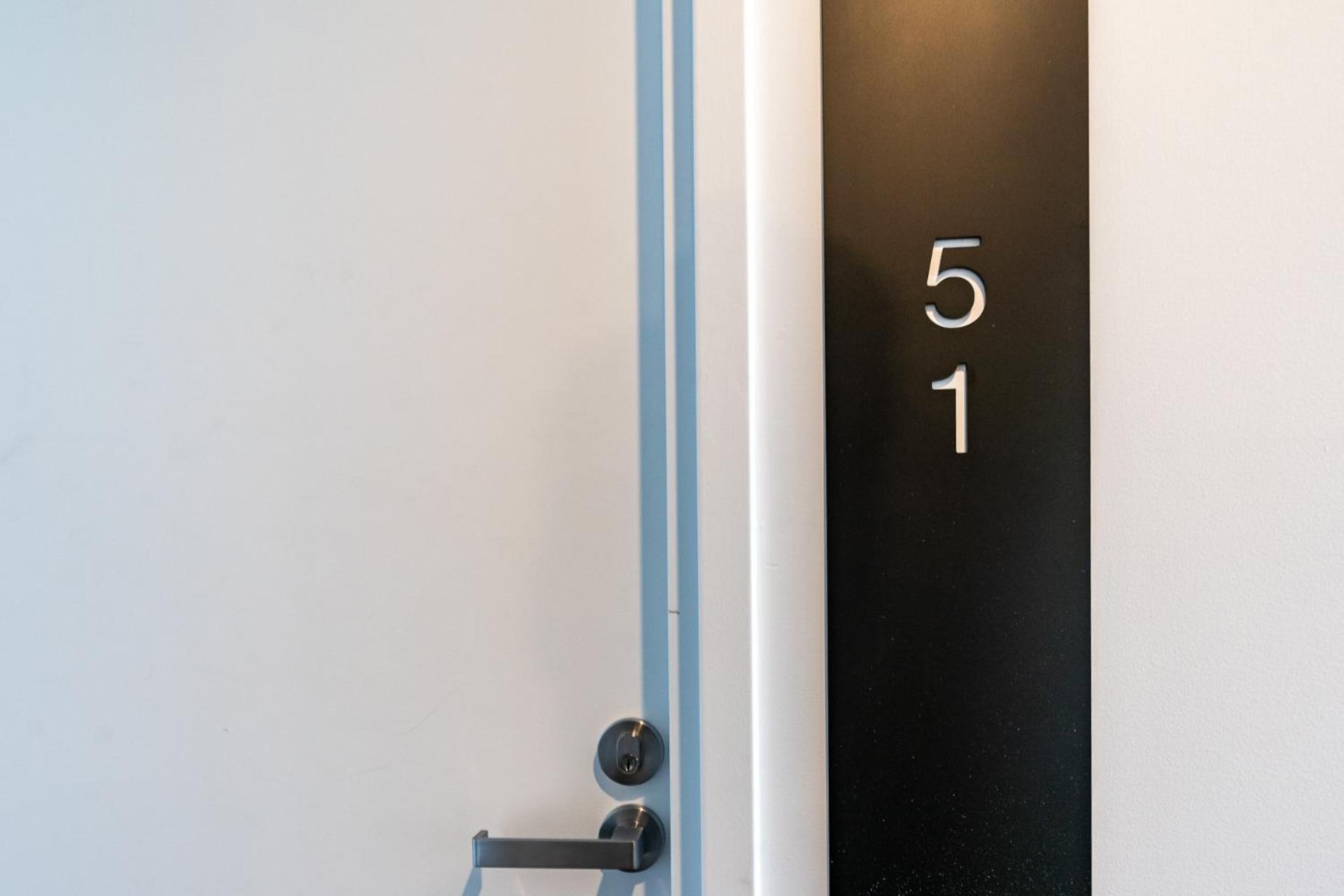 Apartment Lovely 2br W Free Parking On Premises Canberra