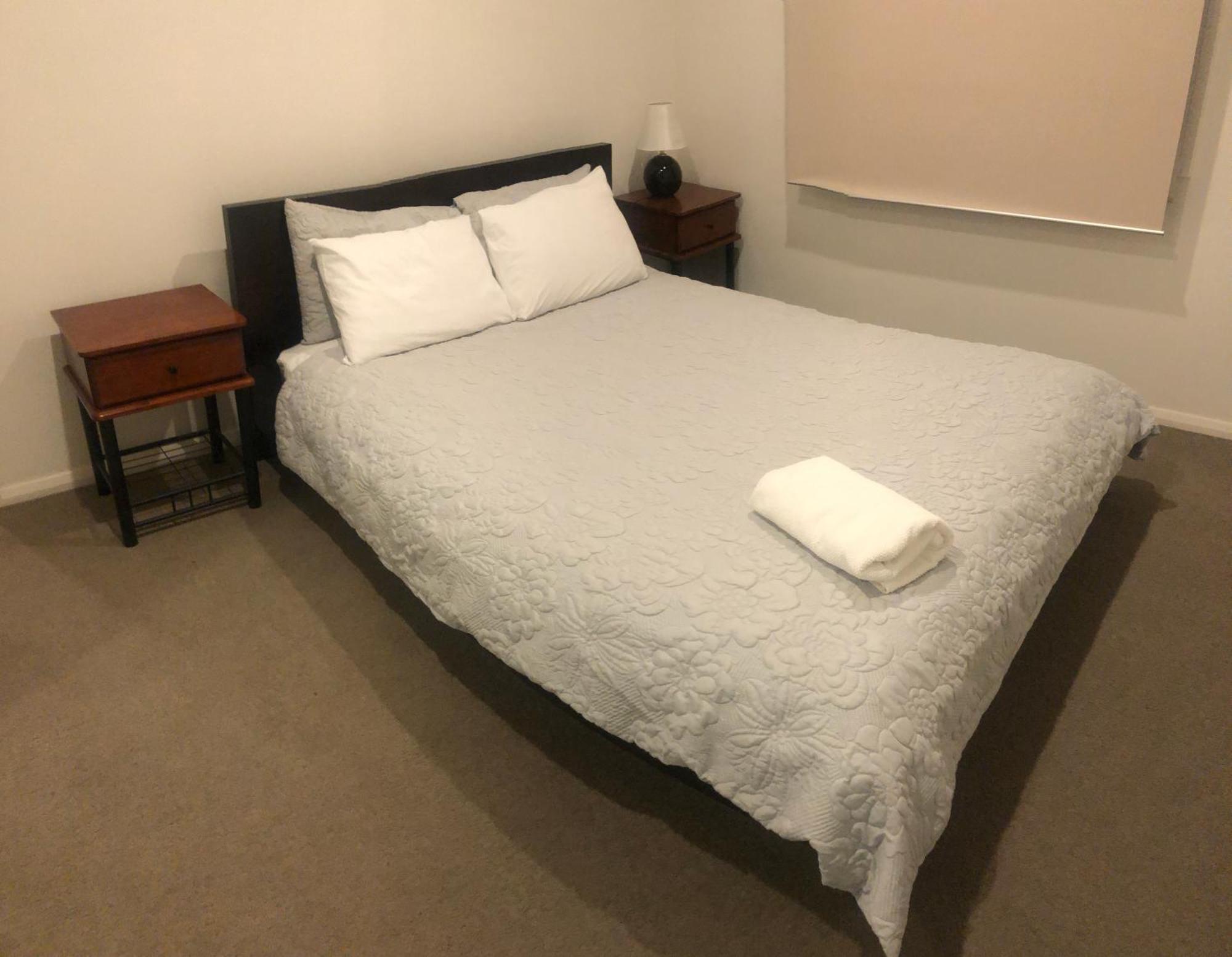 Guest house Serene Home-4 Bedroom Ensuite Canberra