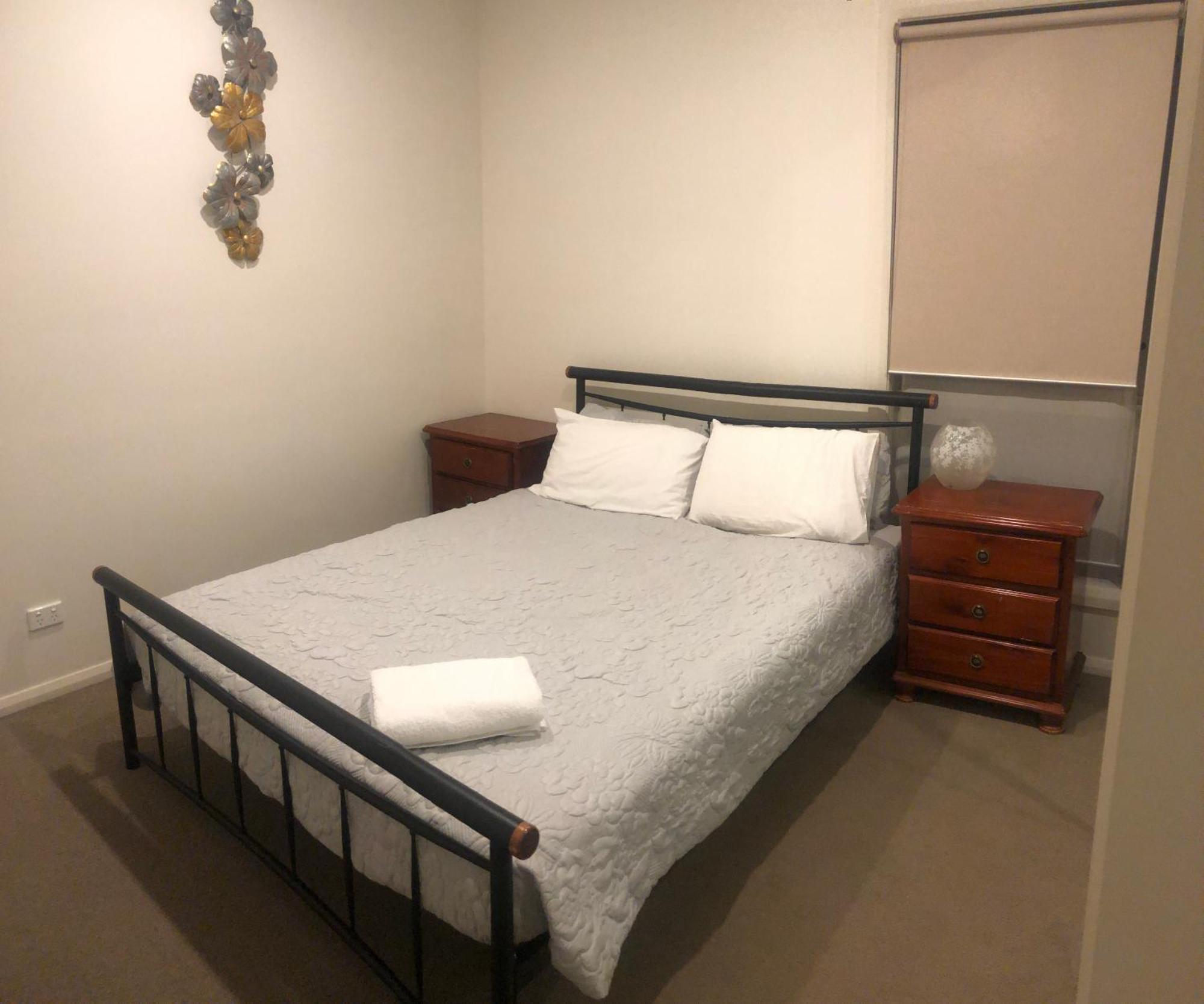 Guest house Serene Home-4 Bedroom Ensuite *