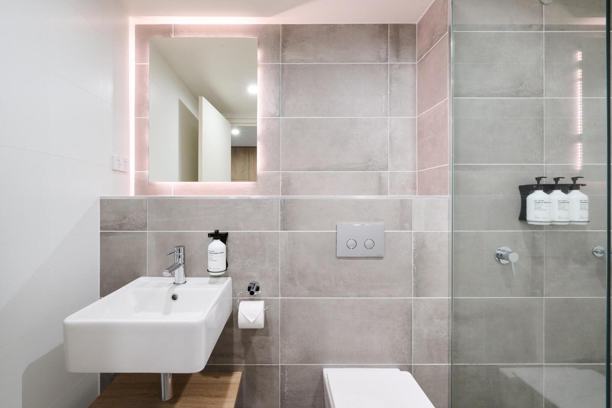 Hotel Abode Kingston Canberra