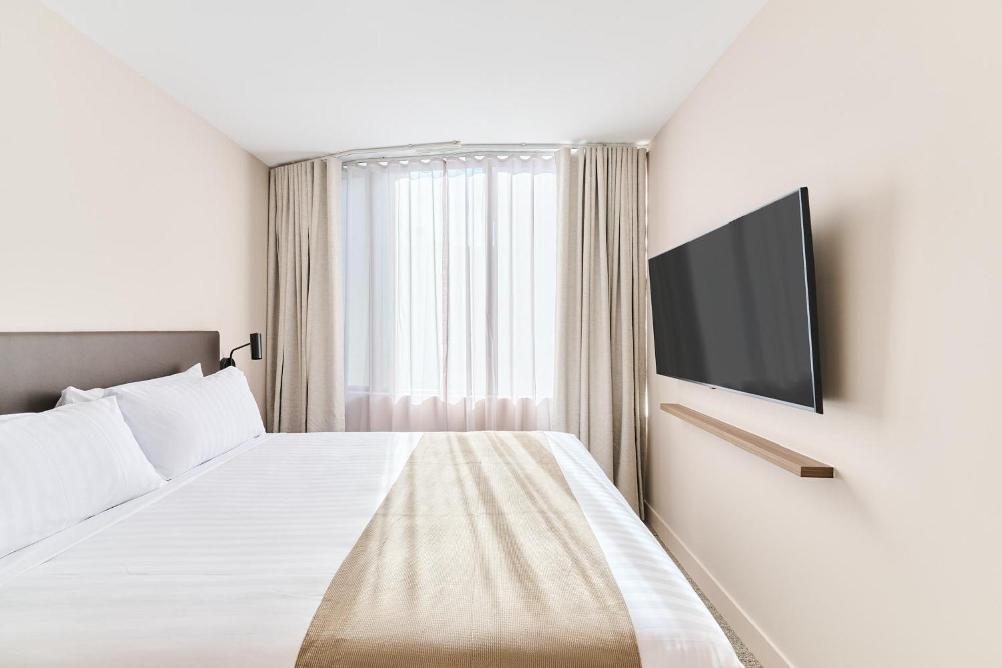 Abode Phillip Hotel Canberra