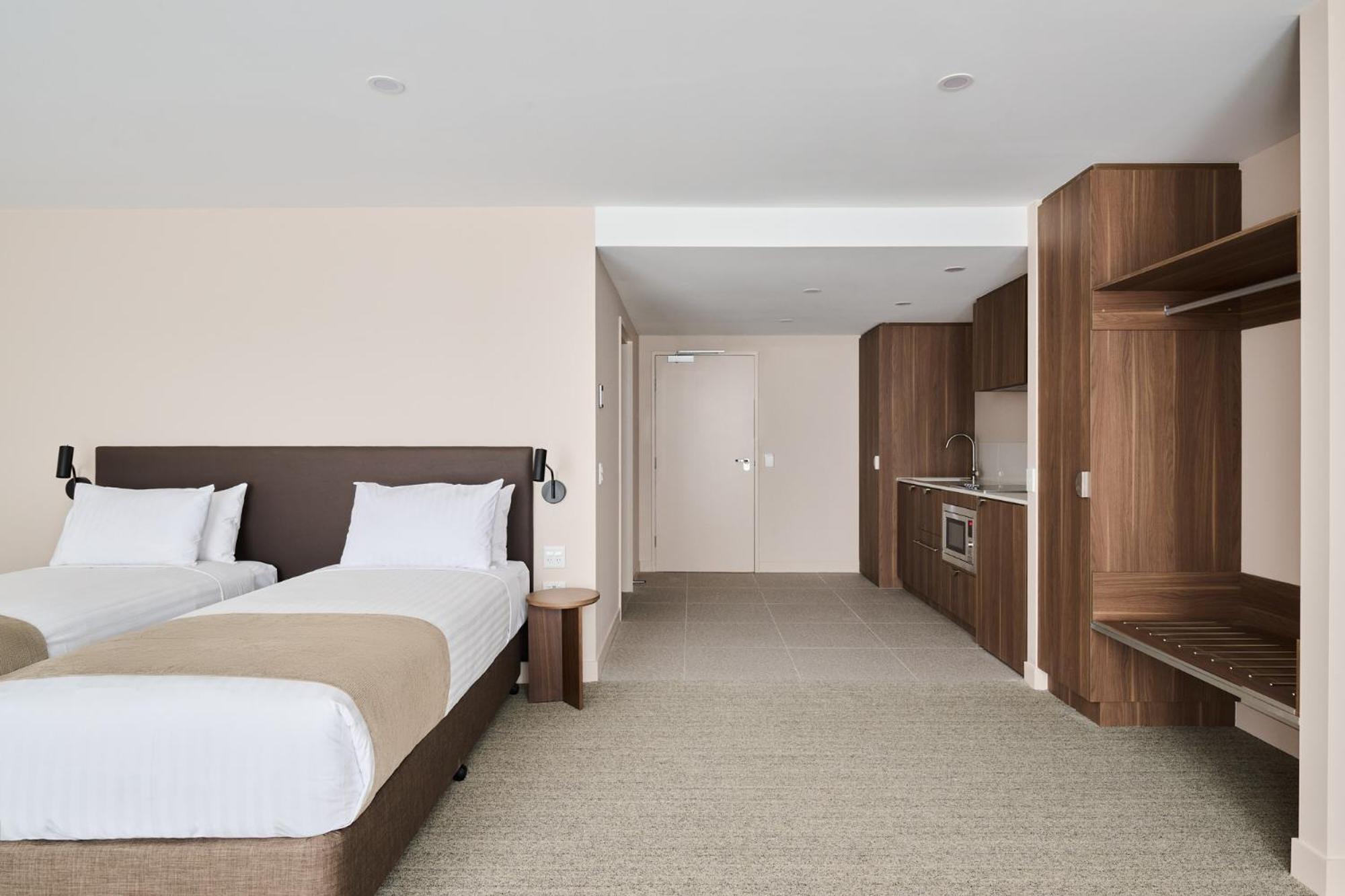 Abode Phillip 4* Canberra
