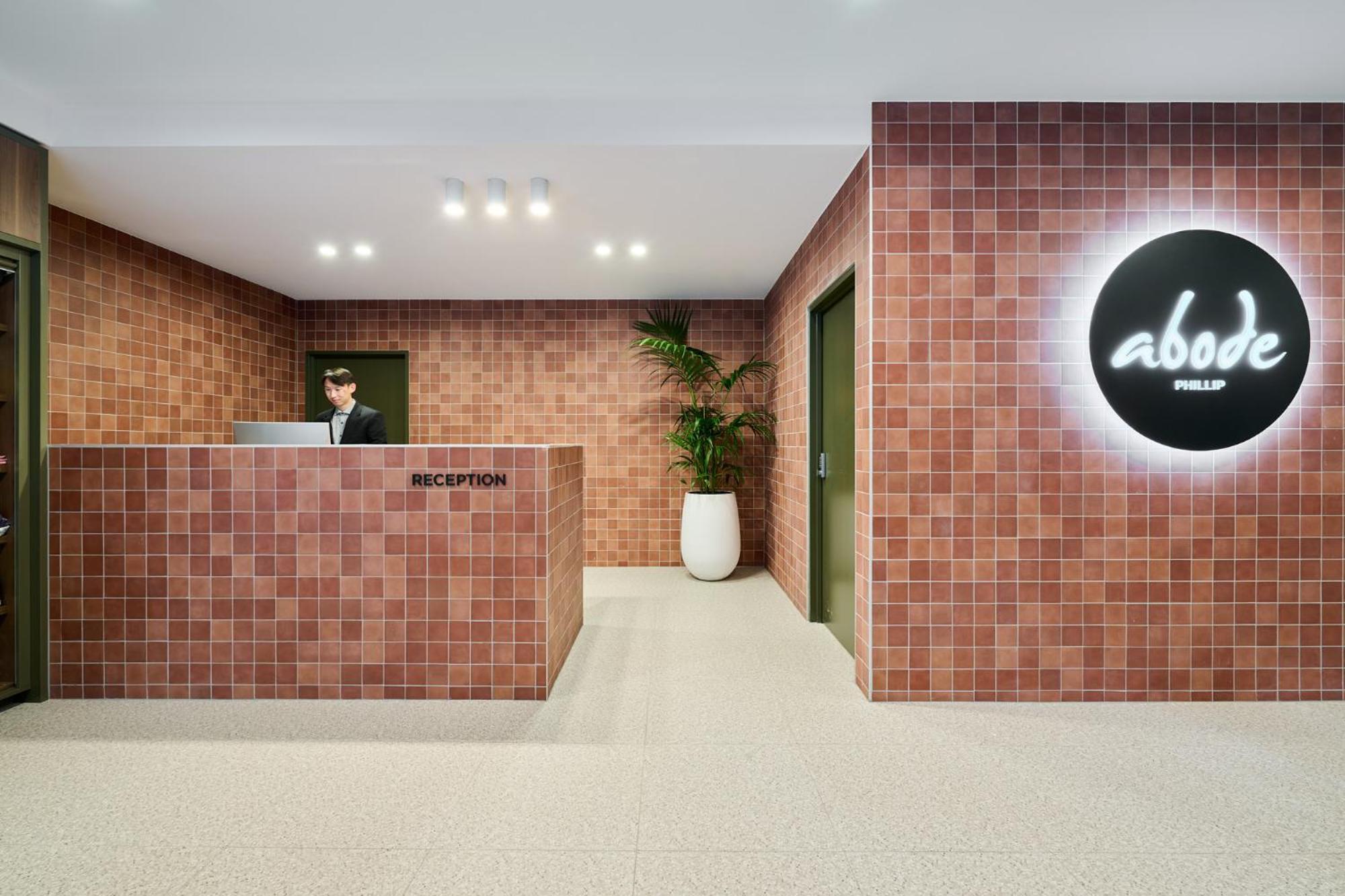 Abode Phillip Hotel