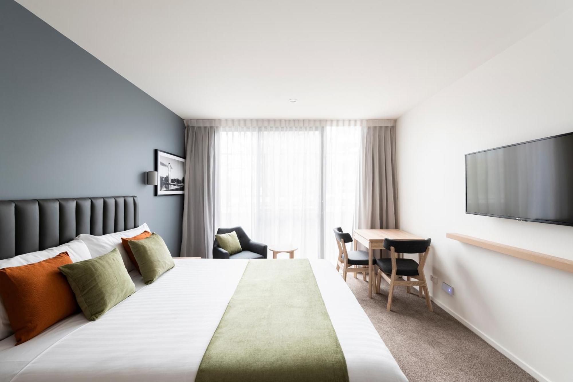 Abode Kingston Hotel 4*