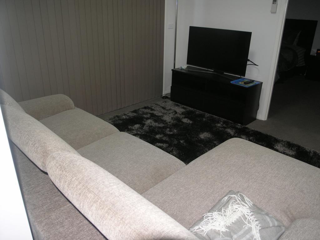 Apartment Kesh At Hudson Square Canberra