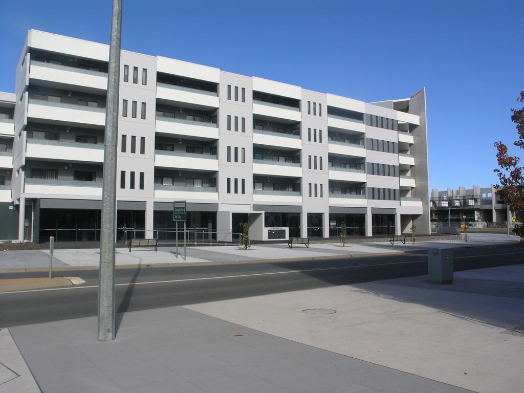 Kesh At Hudson Square Canberra