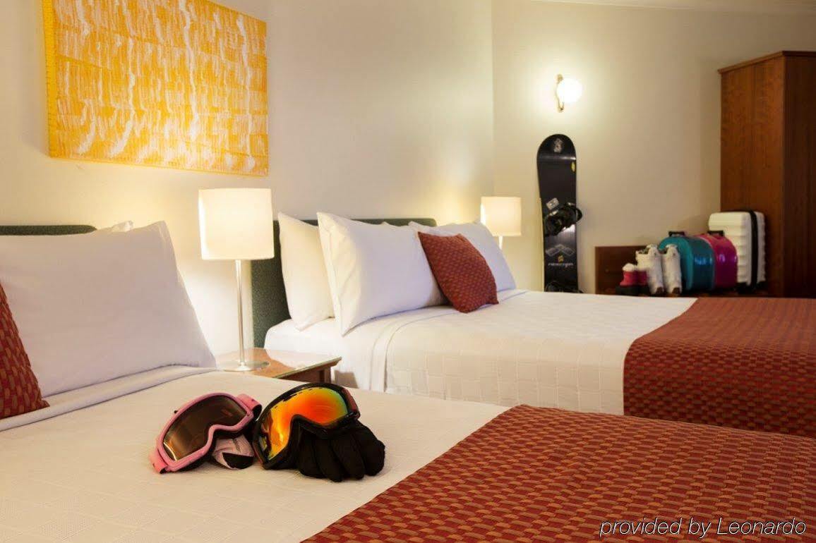 Ramada By Wyndham Diplomat 4*