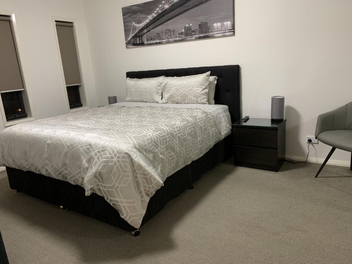 Apartment Kesh At Hudson Square Canberra